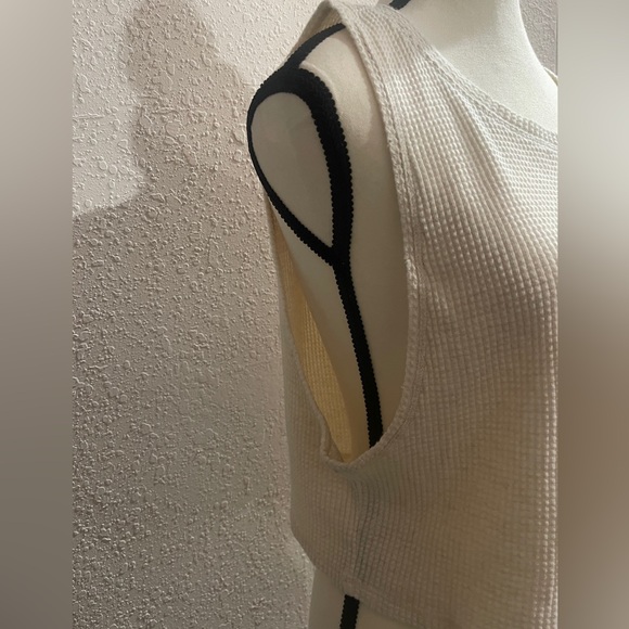 OFFLINE BY AERIE Wow Waffle Knit Chihuahua Tank Top Size Large New With Tags - Picture 5 of 9